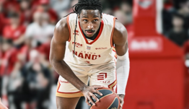 Phlandrous Fleming sera absent de 4 à 6 semaines