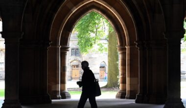 La décision choc des Émirats arabes unis face au Royaume-Uni : "Ils ne veulent pas que leurs enfants soient radicalisés sur les campus"
