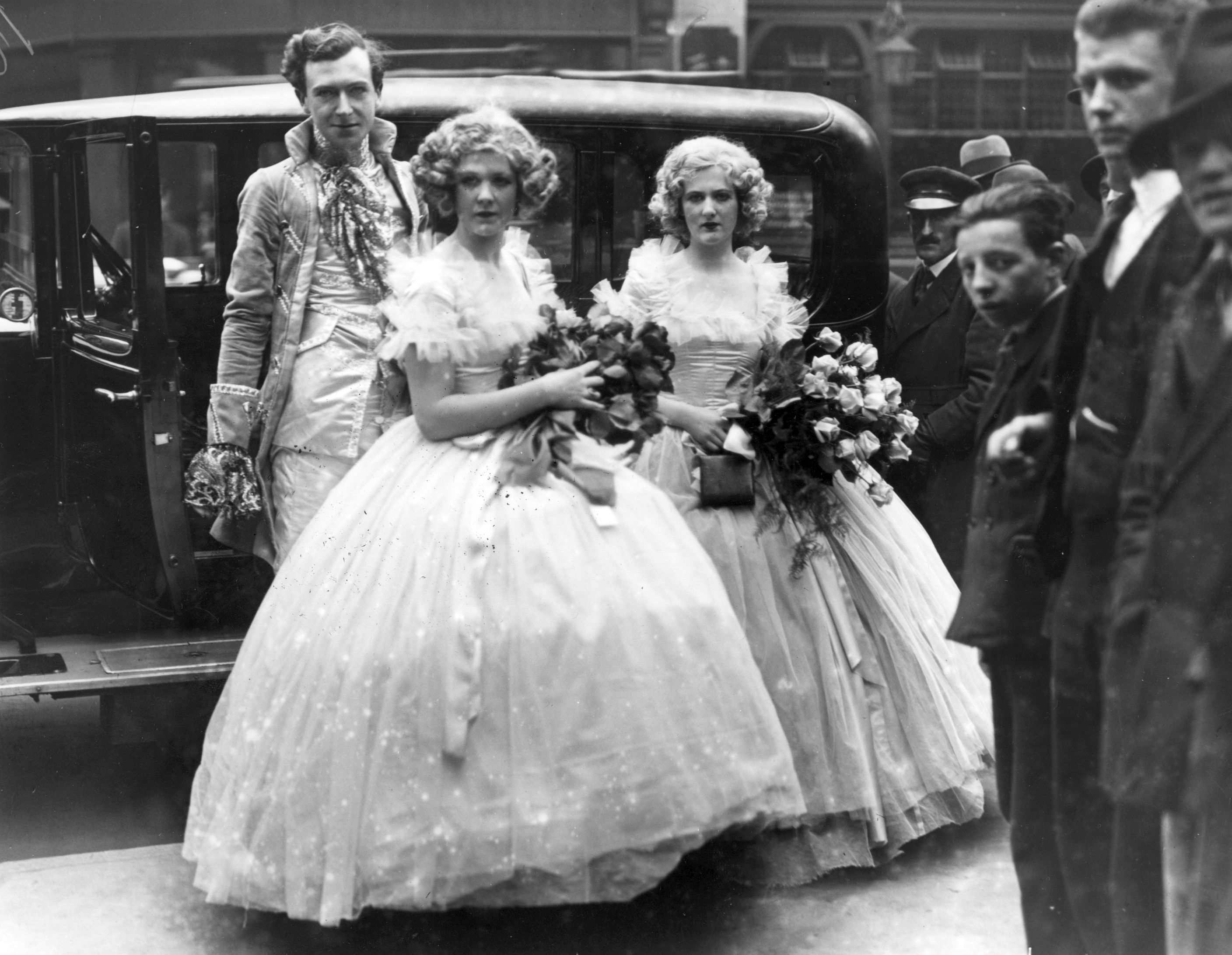 El fotógrafo Cecil Beaton y sus hermanas en una imagen de 1928