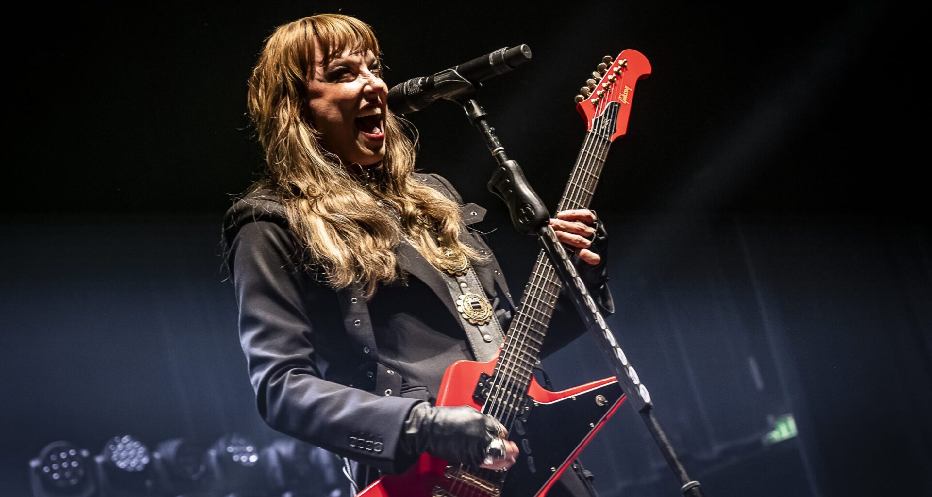 Lzzy Hale rugit lors d'une soirée mémorable aux côtés de Bloodywood !
