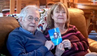 « Tout est possible » : après la « proposition » de Poutine, les parents de Laurent Vinatier retrouvent espoir