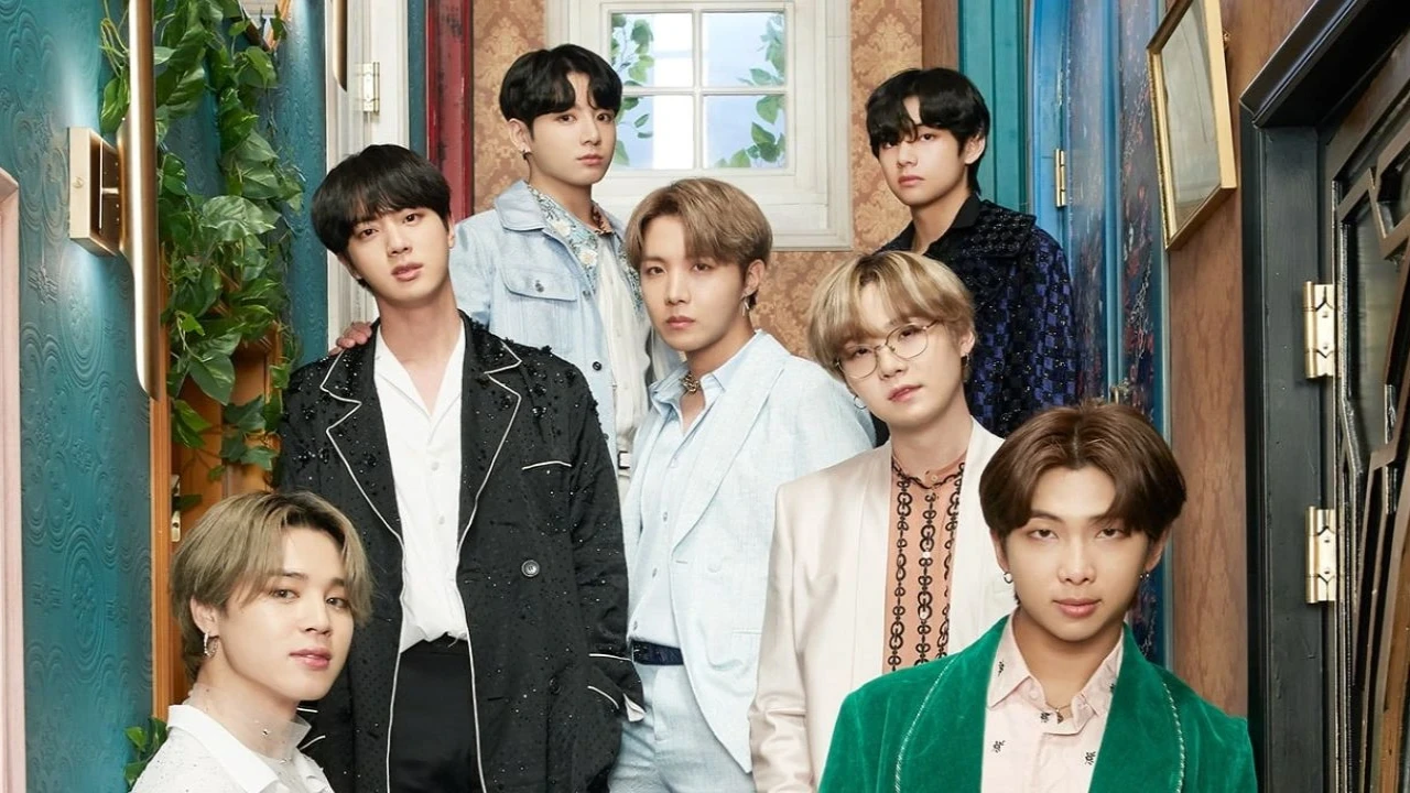 Le comeback de BTS secoue les réseaux : critiques massives contre le directeur artistique du groupe