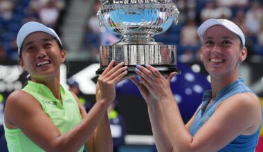 Open d'Australie : Elise Mertens remporte un sixième titre du Grand Chelem en double, avec Zhang Shuai