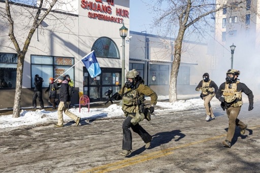 Tensions avec la police de l'immigration aux USA - Des agents fédéraux commenceront à quitter Minneapolis mardi, dit le maire de la ville