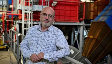 l’opposition estime que l’élu chargé du dossier aurait dû démissionner