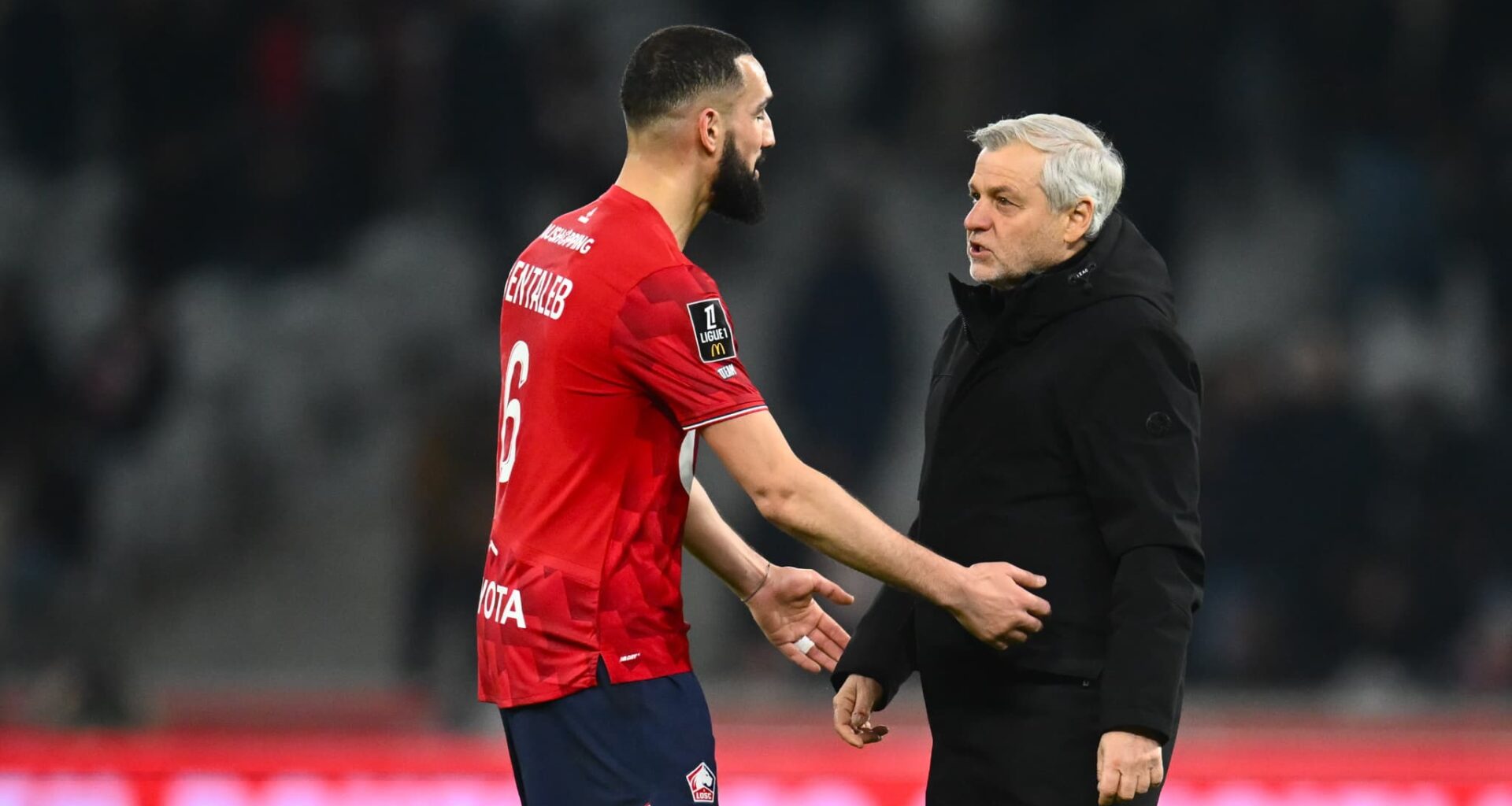 excès de colère envers l'arbitre, boycott de la presse, insultes en tribunes... Le Losc a-t-il perdu les pédales?