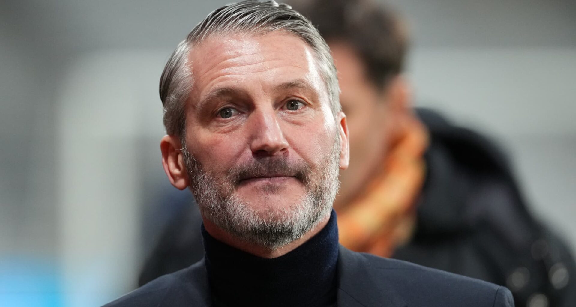 "C'est une honte! C'est un scandale!", le coup de gueule de Létang envers l'arbitre à la mi-temps après un carton rouge litigieux