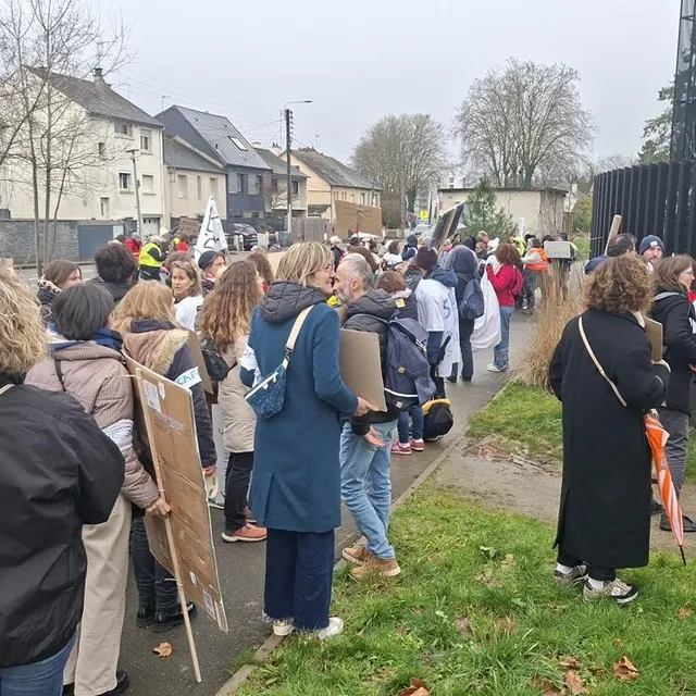 photo les personnes mobilisées, comme à rennes, ont répondu à un appel national à la grève. ils veulent bénéficier de la prime ségur.  ©  ouest-france