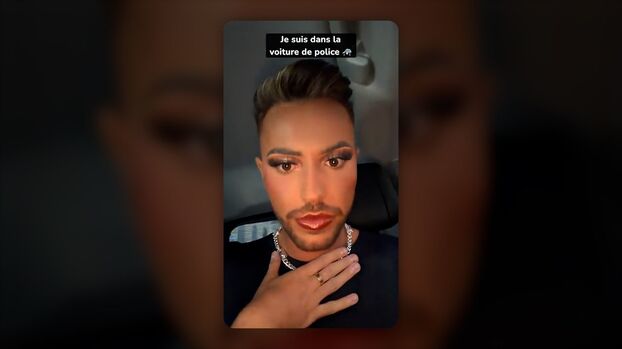 L'influenceur a été évacué par la police. Snapchat/@benoitqueen