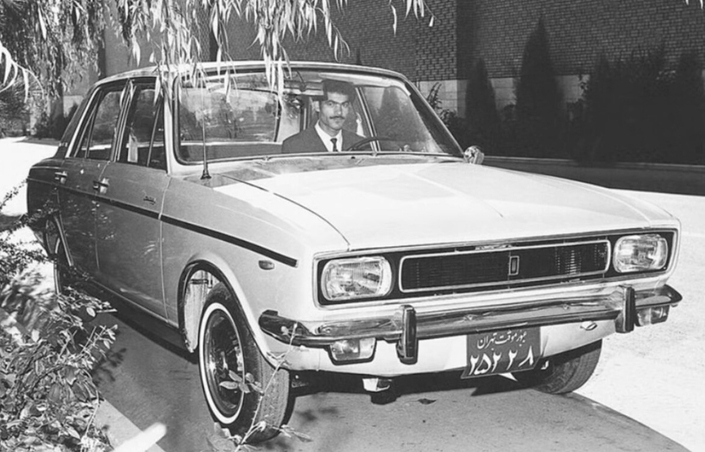 Hillman Hunter produite sous licence en Iran, la Paykan y a été produite dès 1967, et son succès fut considérable.