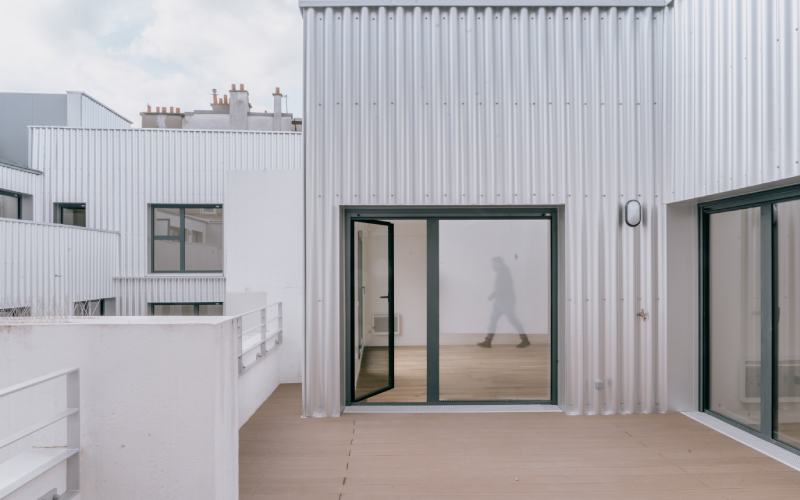 Intimité, une réalisation en toute familiarité