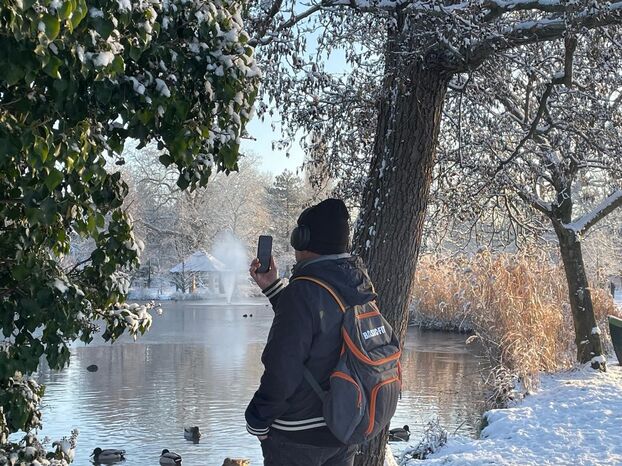 Le Vésinet : journée blanche ce mardi matin au bord du lac de la commune cossue