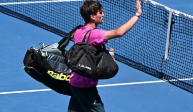 Open d'Australie : Raphaël Collignon, rattrapé par des crampes, abandonne au 1er tour face à Lorenzo Musetti après plus de 3h de match