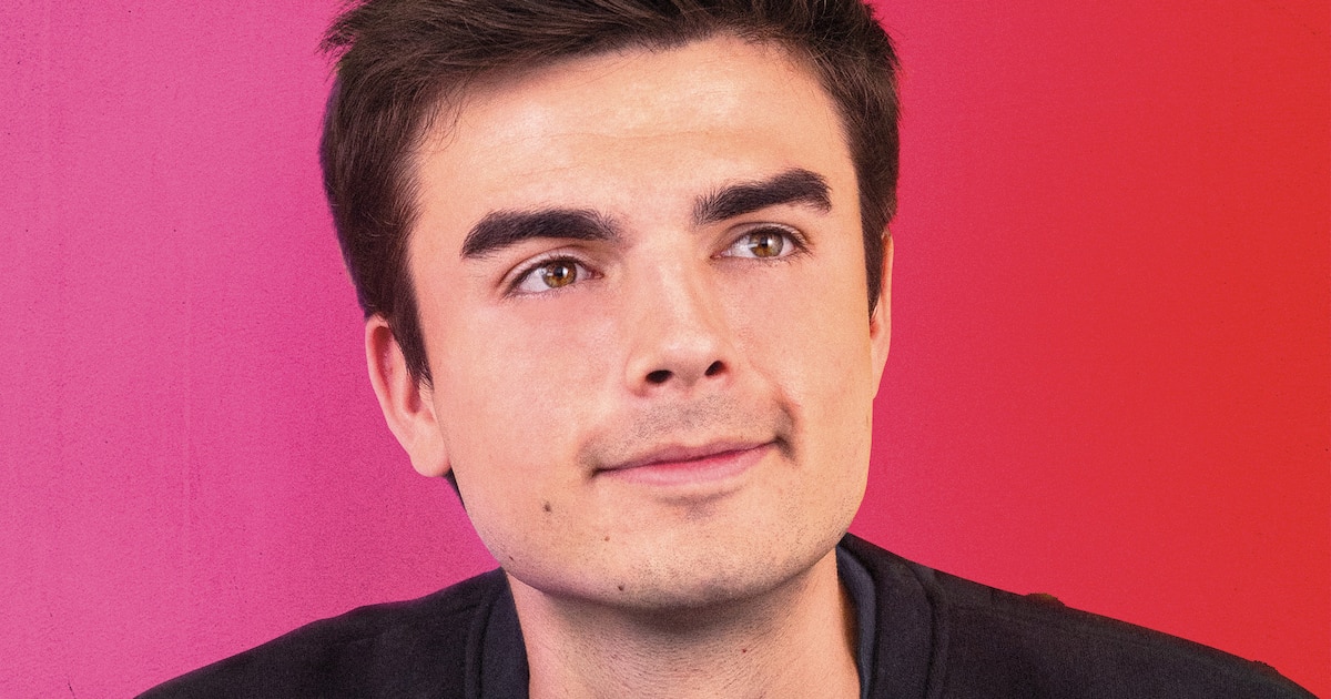 Hugo Travers, alias HugoDécrypte, est la source d'information numéro 1 des moins de 35 ans en France.