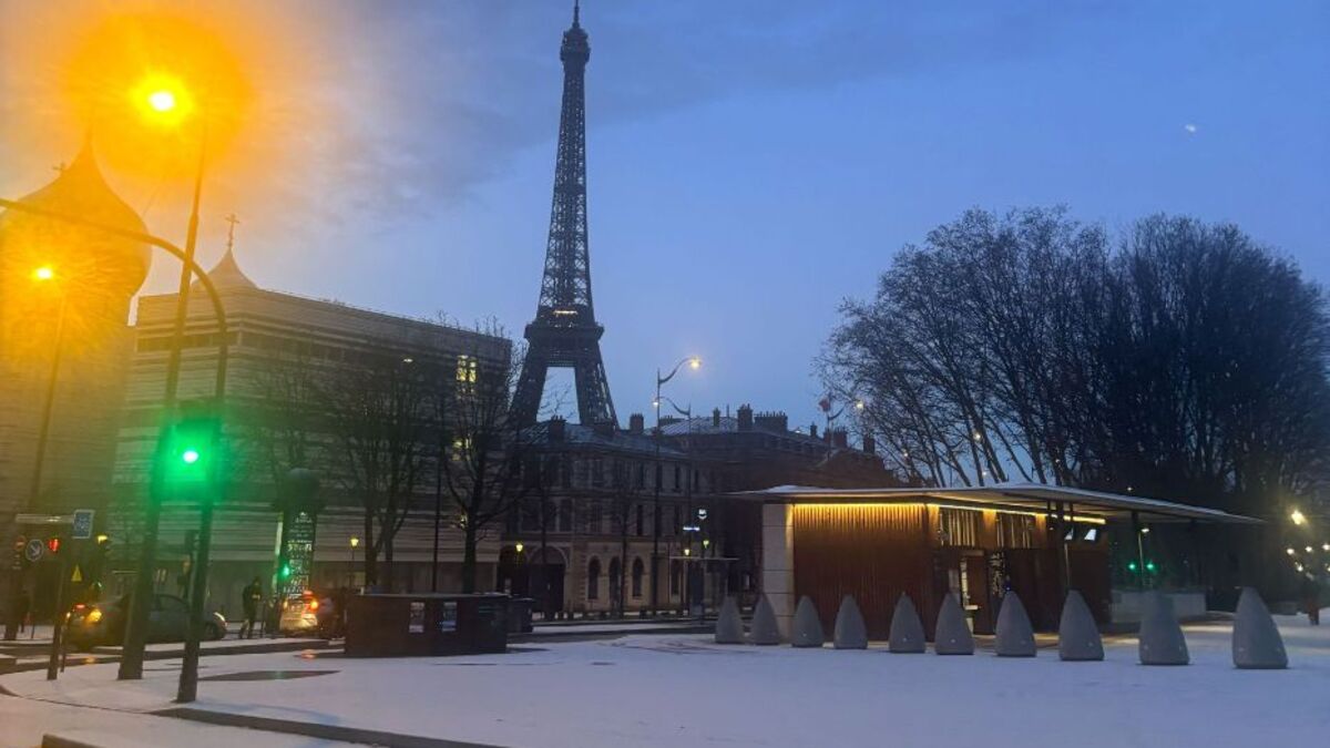 Neige et verglas : des flocons à Paris, les sols recouverts en Normandie
