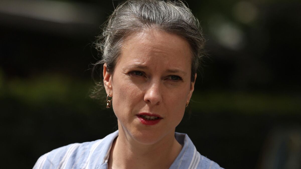 Municipales à Paris : Lucie Castets sera sur la liste d’Emmanuel Grégoire