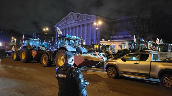 Environ 300 tracteurs sont attendus près de l’Assemblée nationale pour manifester contre le Mercosur.