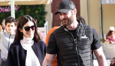 pause tendresse en pleine campagne avec Natali et leur petit Sylla, 2 mois