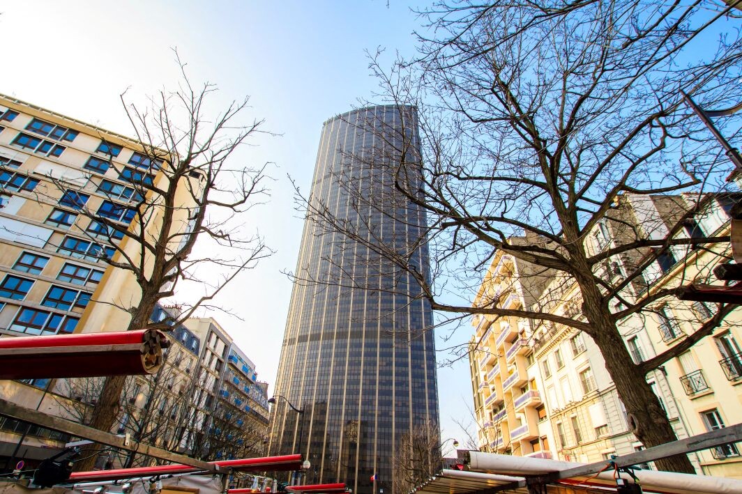 mais au fait, à qui appartient la tour Montparnasse qui va fermer au public fin mars ?