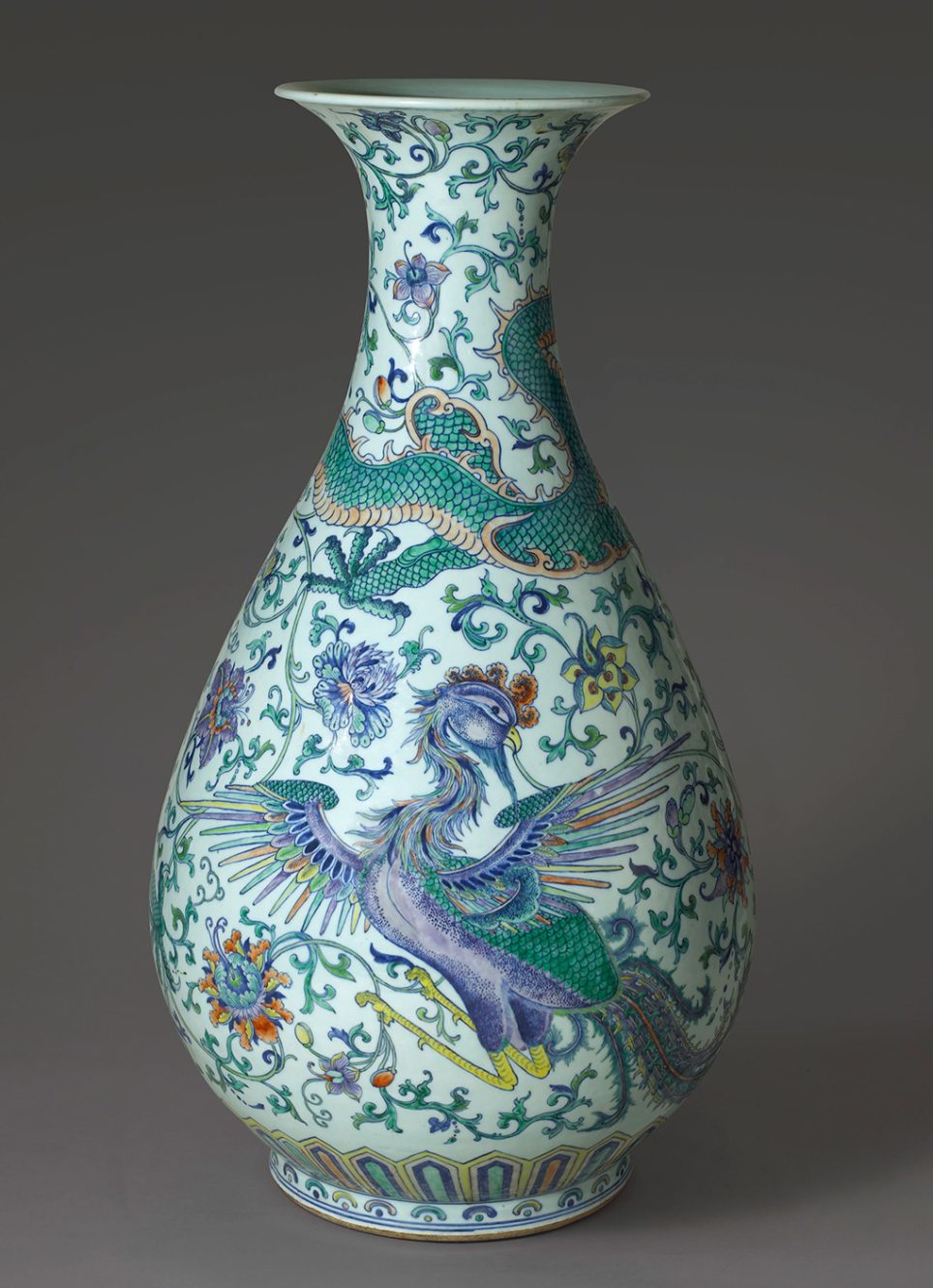 Grand vase impérial avec décor de phénix et de dragon