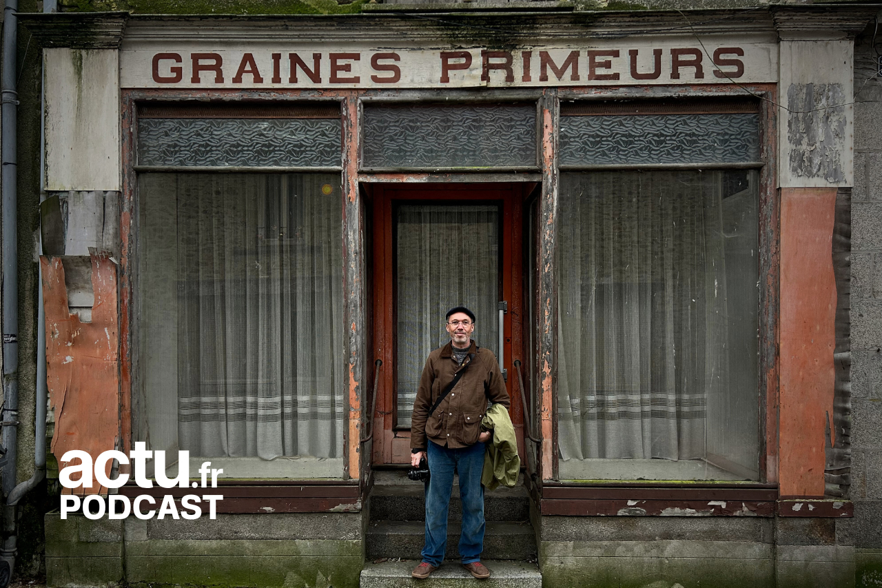 Thibaut immortalise ces commerces que la France oublie