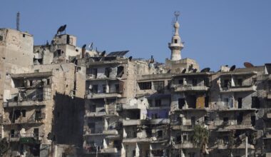 Les Kurdes de Syrie affirment qu’une attaque des forces gouvernementales a tué plusieurs de leurs combattants