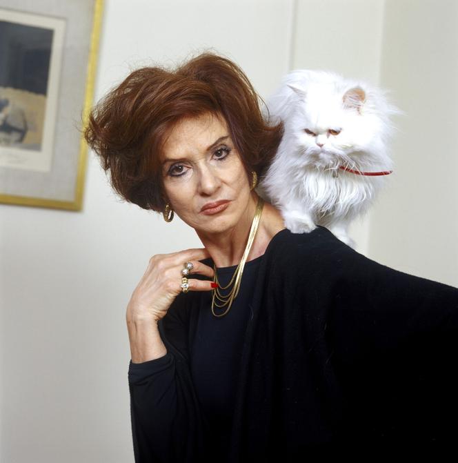 La poétesse et romancière franco-libanaise Vénus Khoury-Ghata en 1999.