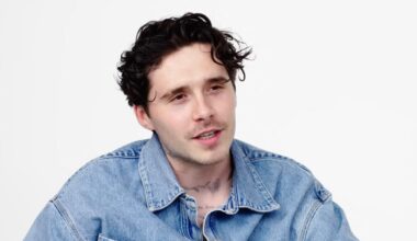 Brooklyn Beckham sort du silence et règle ses comptes publiquement avec ses parents
