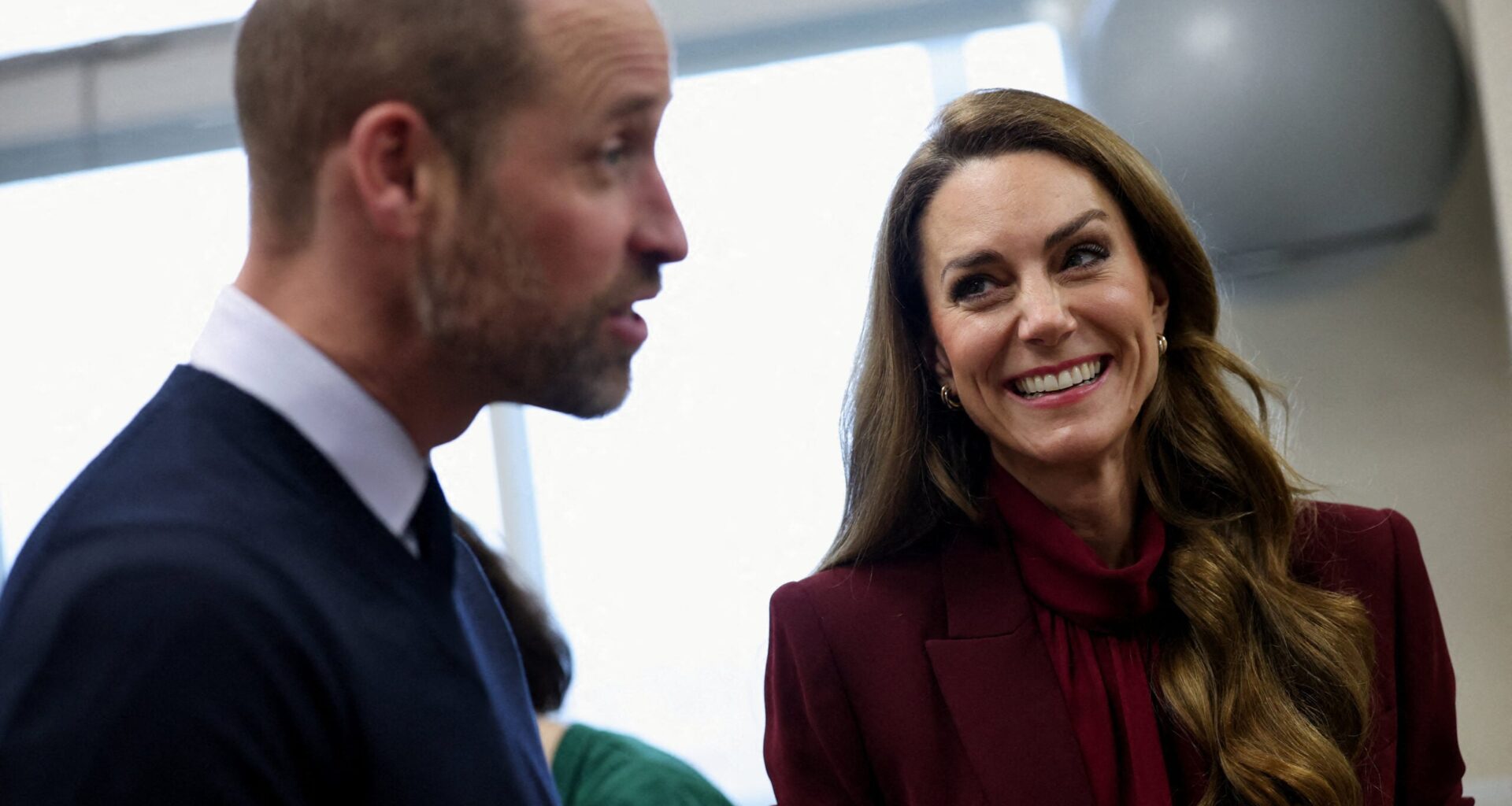Prince William : attendu seul pour sa première sortie officielle de 2026, il crée la surprise en arrivant avec Kate