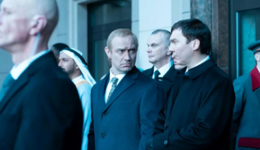 Propagande utile à Poutine ou fiction perspicace ? Le Mage du Kremlin fait débat parmi les spécialistes de la Russie