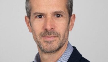 Le nouveau combat du docteur montpelliérain Denis Agret égérie des "antivax" lors du Covid