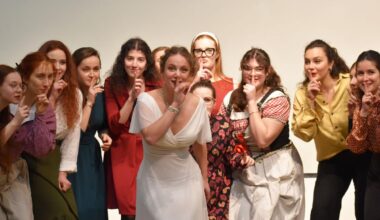 Les &eacute;l&egrave;ves de chant du Conservatoire de Bordeaux c&eacute;l&egrave;brent la Befana.