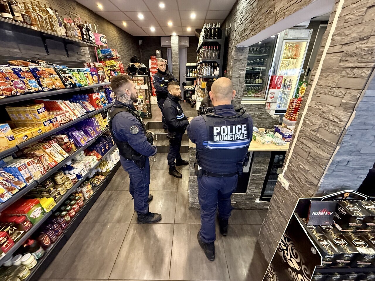 Lille. Vers de grosses amendes pour cette épicerie de Wazemmes qui multipliait les fermetures trop tardives