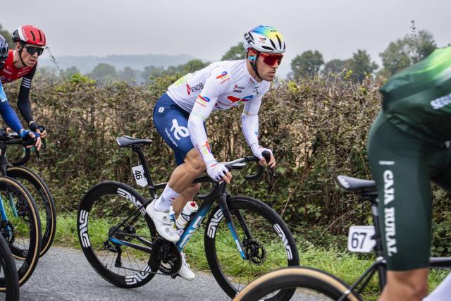 Caja Rural et TotalEnergies invités : la liste complète des équipes engagées sur le Tour de France 2026 - L'Équipe