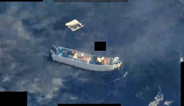 Frappes sur des navires dans le Pacifique | Les États-Unis cherchent des survivants