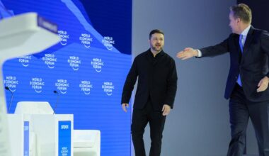 Volodymyr Zelensky reproche à une Europe « fragmentée » son manque de « volonté politique » à l’égard de la Russie