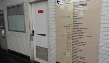 A Paris, un jeune mineur poignardé à deux reprises dans le dos est en urgence absolue