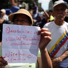 Des habitants de Caracas demande la libération de Nicolas Maduro, le 3 janvier 2026.