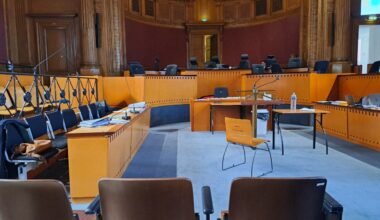 sa propre soeur jugée aux Assises, aux côtés de deux autres accusés