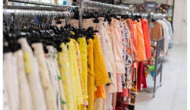 Lille. Cette enseigne de seconde main débarque avec des tonnes de vêtements à tout petits prix