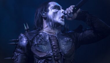 “Je veux des CD, des vinyles, et que mes groupes soient payés” : Dani Filth (Cradle Of Filth) donne son avis sur l’industrie musicale actuelle
