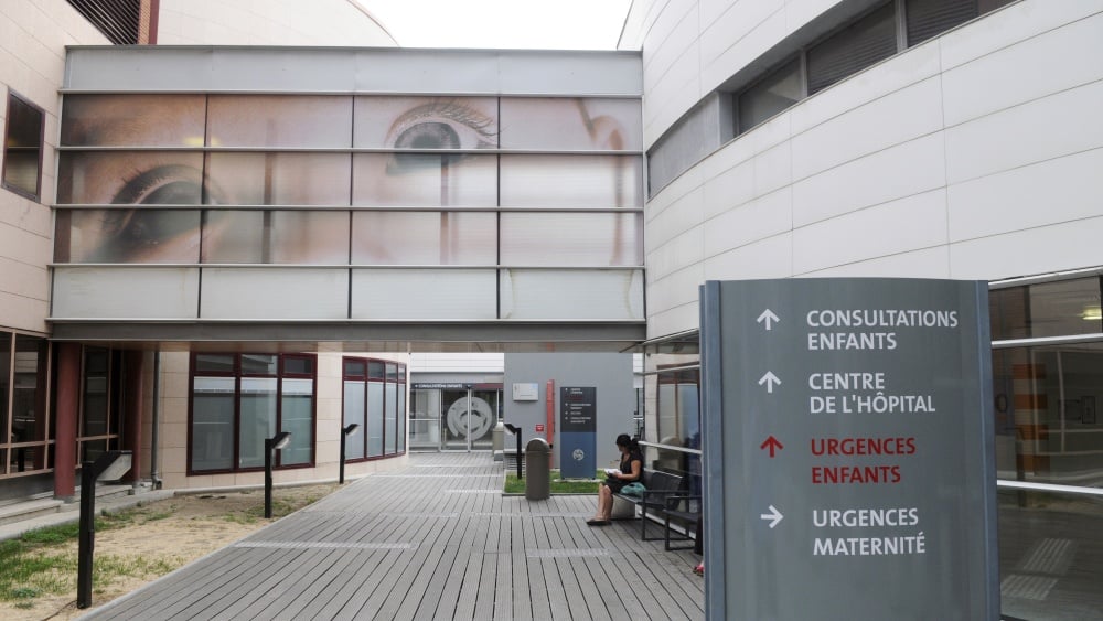 "C’est très tendu", les maternités sous surveillance