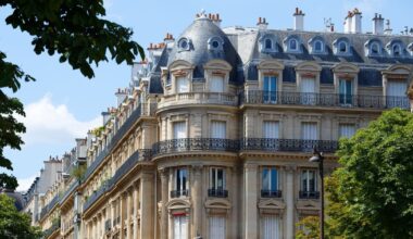 son appartement haussmannien dans le Marais