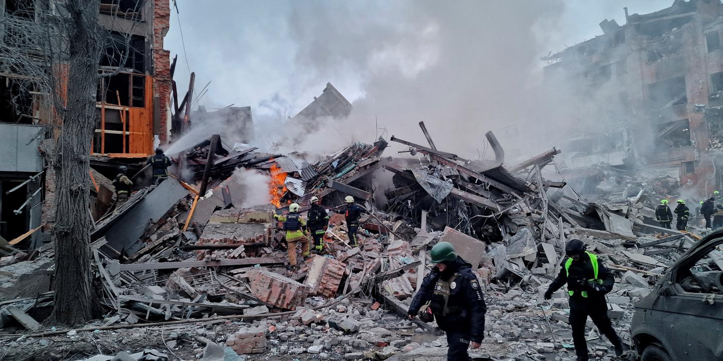 un centre commercial détruit par l’armée russe à Kharkiv ; au moins 19 blessés, selon Kiev