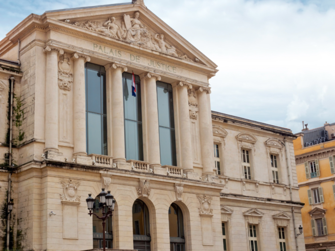 Nice : quatre personnes