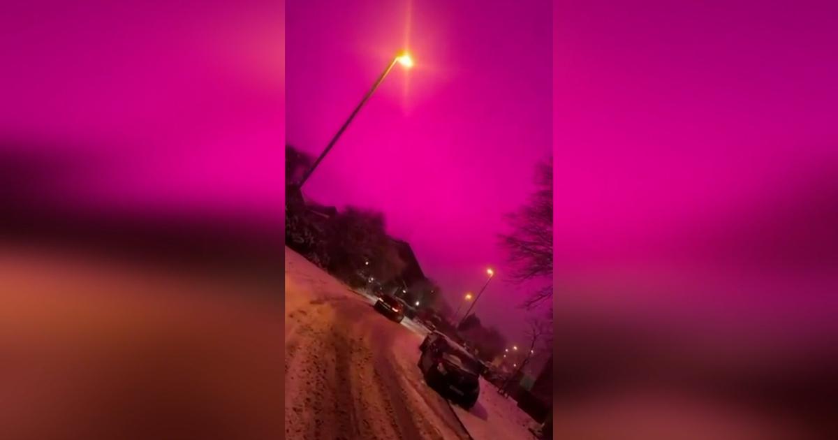 Les images surréalistes de la ville de Birmingham, au Royaume-Uni, plongée dans le rose après le passage de la tempête Goretti