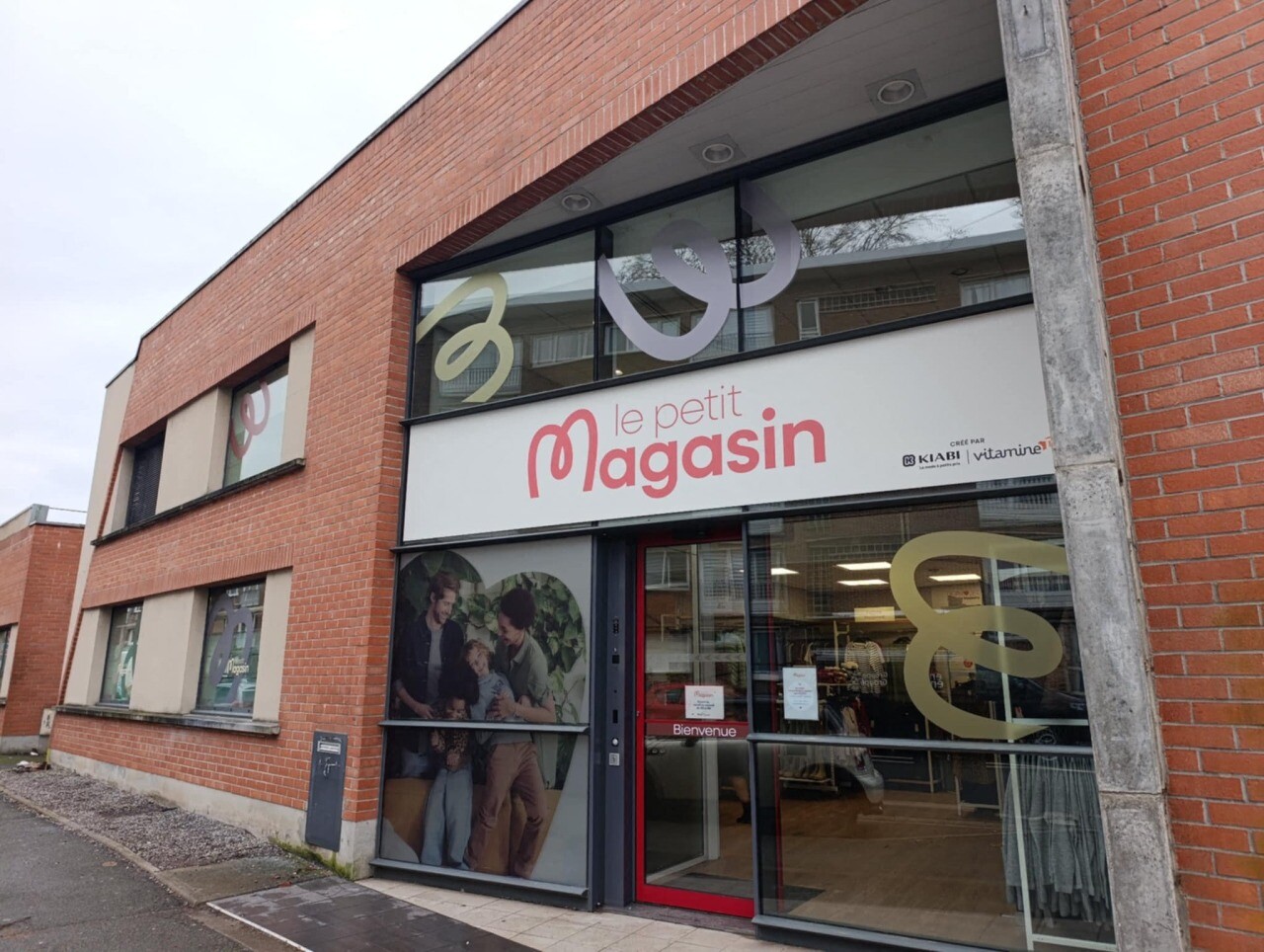 Roubaix. Un nouveau magasin avec des vêtements neufs des collections passées de Kiabi, à petits prix