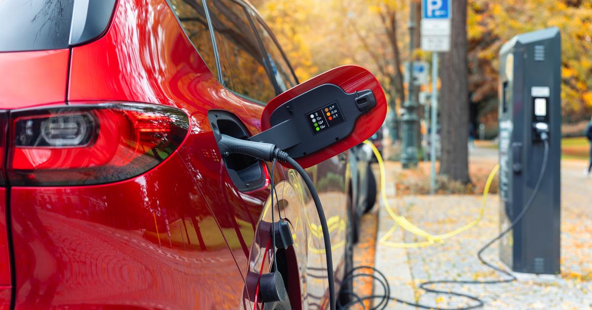 le fort rebond de l'électrique en 2025 n'efface pas la crise de l'automobile