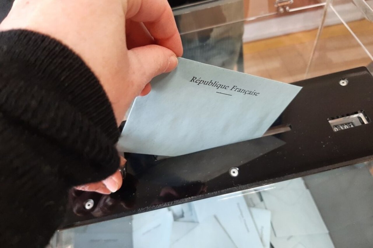 après les écologistes, les communistes prennent à leur tour leur décision