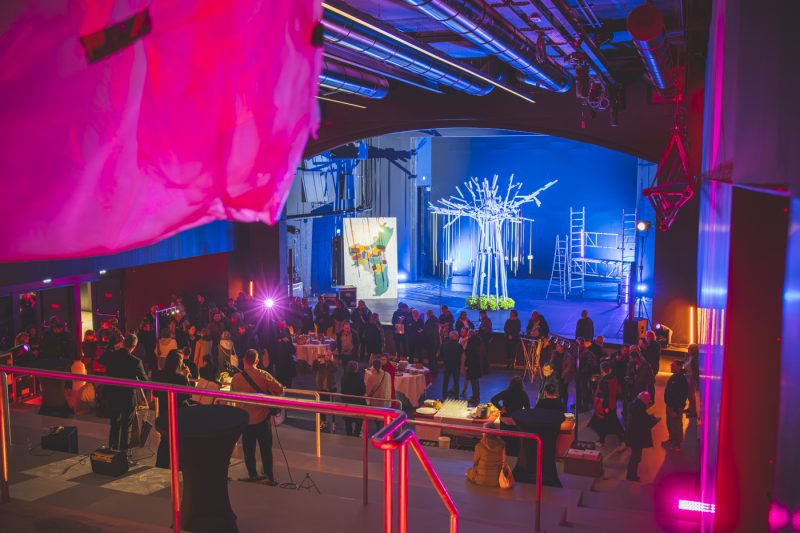 LAITERIE ARTEFACT, gradin, concert, salle, scene